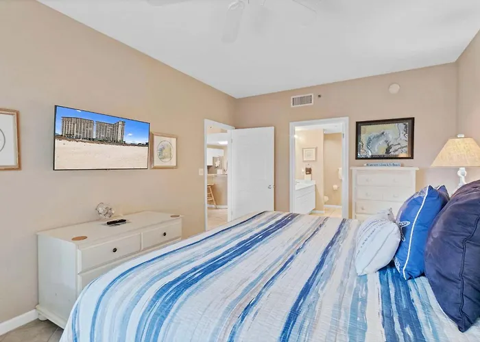 Holiday home 3br 4ba Ground Floor Gulf Getaway *